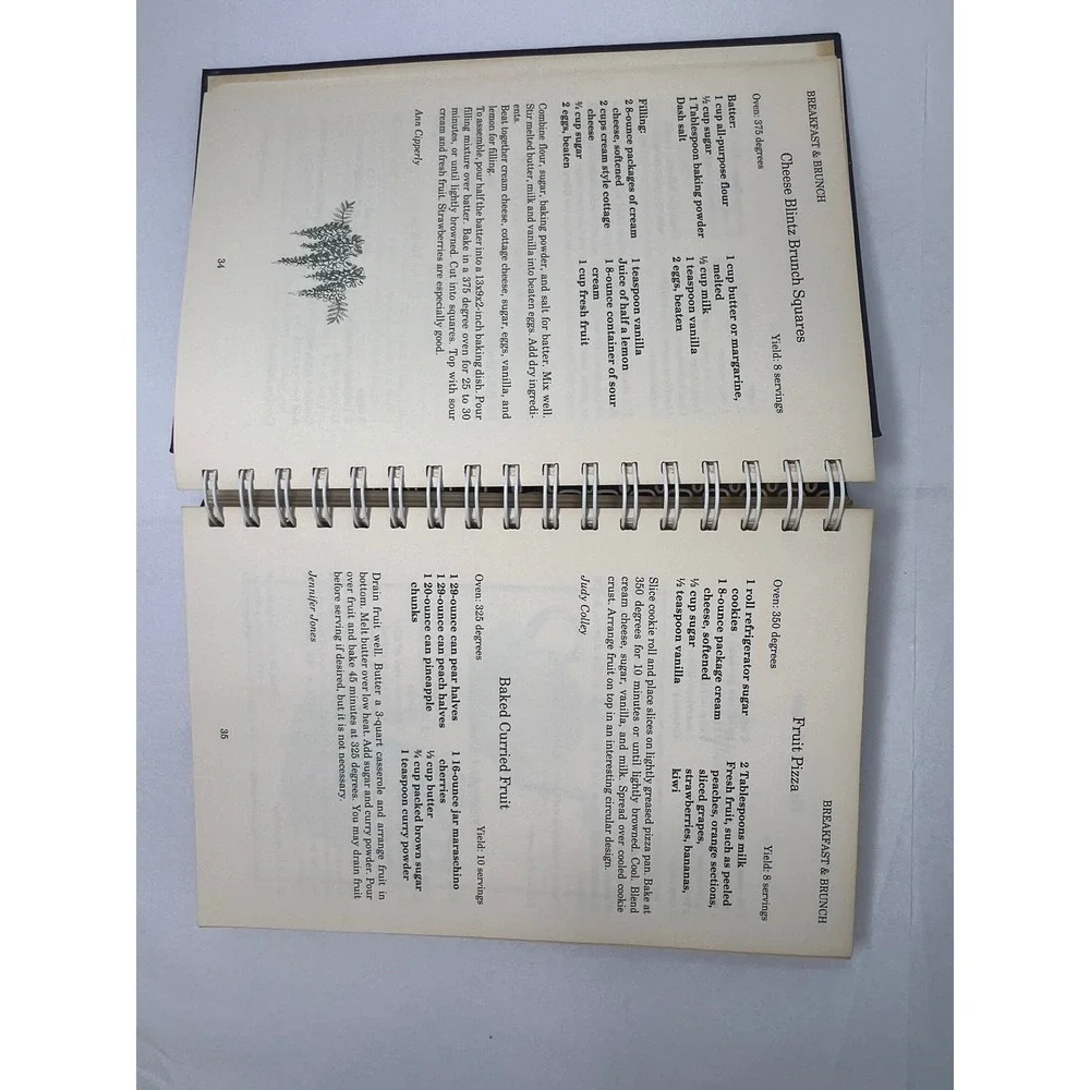 Candlelight & Wisteria Southern Cookbook (1993) Lee-Scott Academy Alabama‎